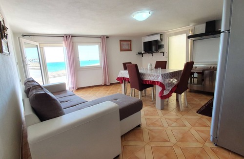 Marina San Gregorio House | Villa Cordella è una Casa sul Mare in Salento a Felloniche Vicino S. M. di Leuca