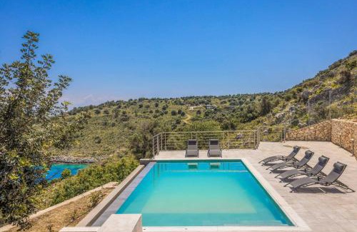 Eleios-Pronnoi Villa | Villa Dafnidi