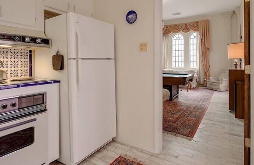 Southeast Heights Villa | Villa De San Rafael