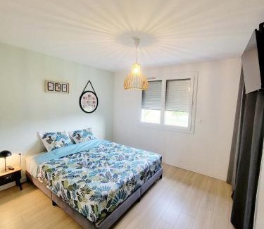 Brens Villa | Villa design jacuzzi et clim