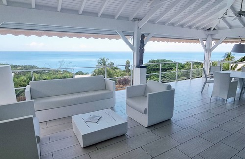 Deshaies Villa | Villa Dexception en Guadeloupe, Avec Piscine Privée et vue mer 180° Saisissante