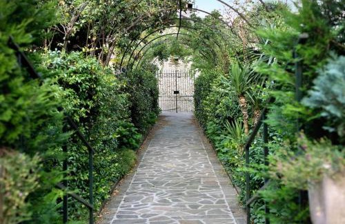 Domaso Apartment | Villa Eden jacuzzi pool & private parking