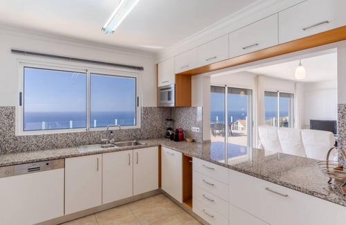 Estreito da Calheta Villa | Villa Eldomar 61 in Estreito da Calheta