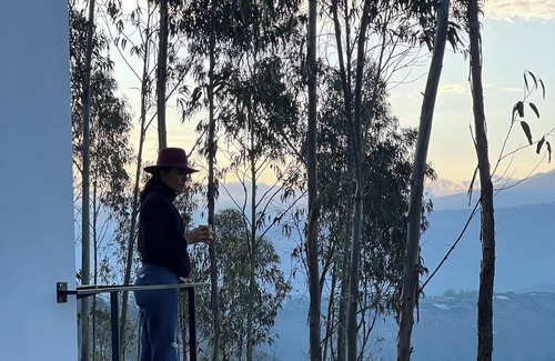 El Quinche Villa | Villa entre los árboles con vista a la quebrada