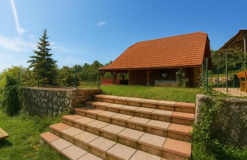 Opatija Villa | Villa Felix with spectacular pool in green oasis