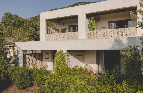 Cargese Hotel | VILLA FLAKA Boutique Hôtel Confidentiel et Convivial