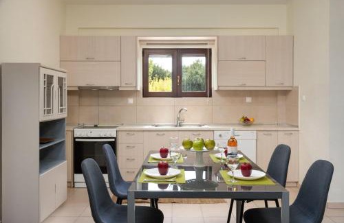 Pyrgos Psilonerou Villa | Villa Flora by PosarelliVillas