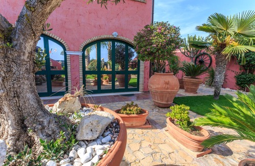 Quartu Sant'Elena Villa | Villa Flumini Holiday Home