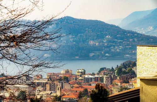 Como House | Villa Franco è il posto ideale per una vacanza con la propria famiglia.