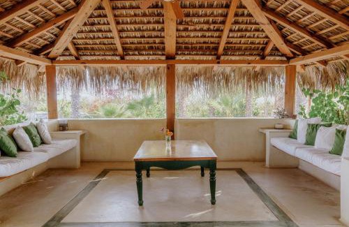Todos Santos House | Villa Gardenia - Oceanfront Casa Mango w Pool