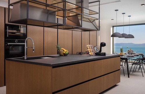 Marusici Villa | Villa Gemelos - sea views, heated pools, jacuzzi, sauna and a gym