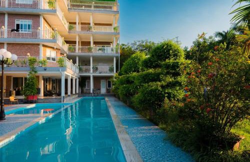 Luong Son Villa | Villa Hồ Đồng Quýt - Venuestay