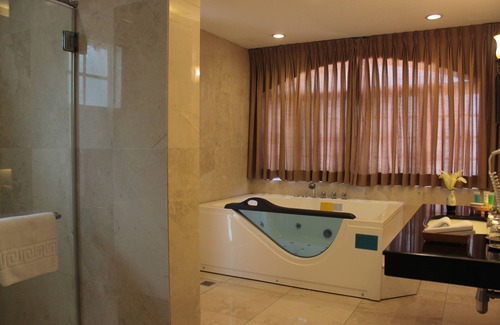 Tagaytay Hotel | Villa Ibarra