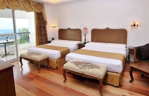 Tagaytay Hotel | Villa Ibarra