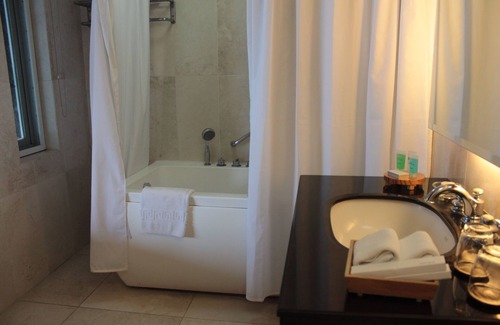 Tagaytay Hotel | Villa Ibarra