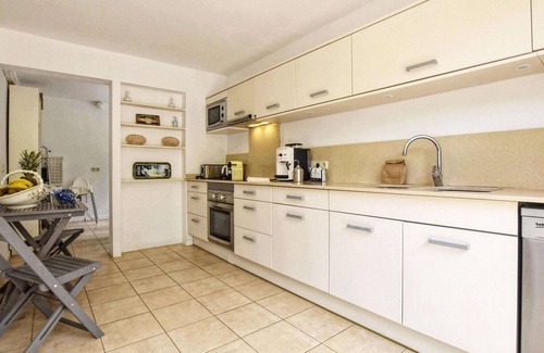 Provensals House | Villa in Cala Ratjada with Sea Views and Pool