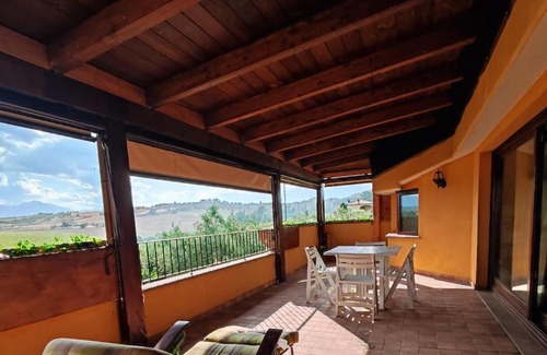 Citta Sant'Angelo Apartment | Villa in campagna