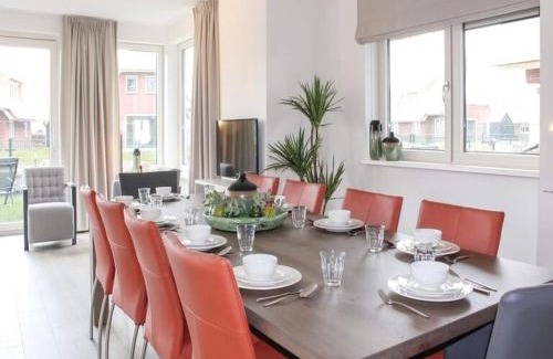 Idskenhuizen House | Villa in Friesland with Waterfront Garden