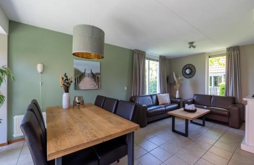 Andijk House | Villa in Friesland with Jetty and Garden