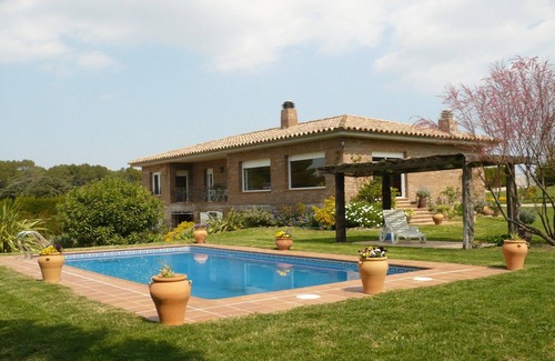 Garrigoles Villa | Villa in Garrigoles with Private Pool