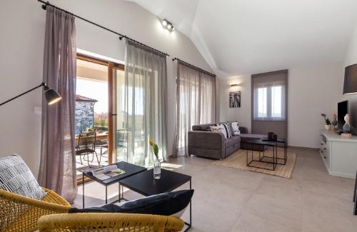 Karojba Villa | Villa in Motovun with Private Pool and Views