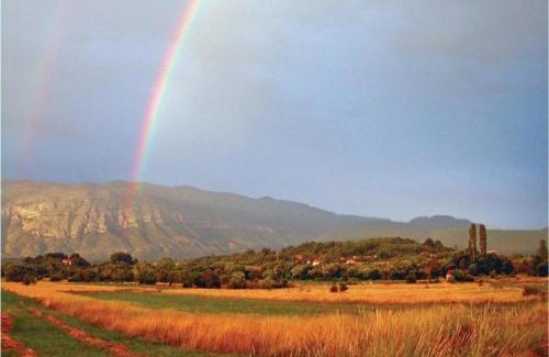 Neoric Villa | Villa in Neoric with Pool and Bubble Bath
