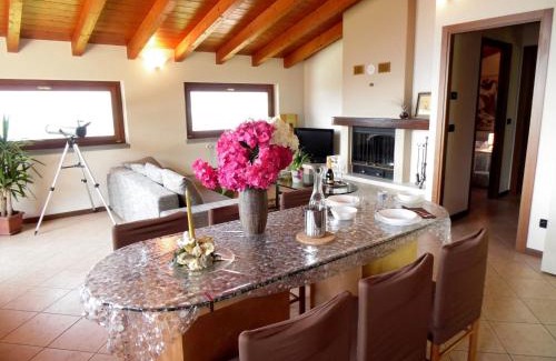 Pisogne Apartment | Villa in Pisogne with pool, garden and lake view