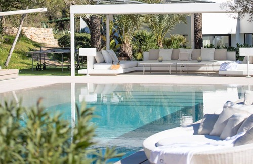 Sant Josep de sa Talaia Villa | Villa in San Jose with 5 bedrooms sleeps 10