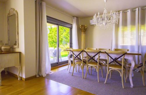 Montalvo House | Villa in Sanxenxo with Sea View & Pool