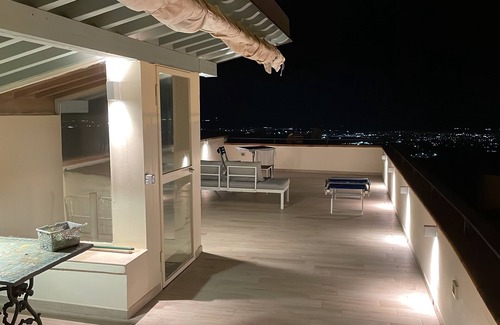 Corsanico Villa | Villa in the hills of Versilia, with swimming pool, garden and sea view terrace