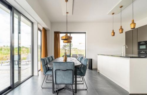 Zeewolde Villa | Villa in Zeewolde near Flevostrand Beach