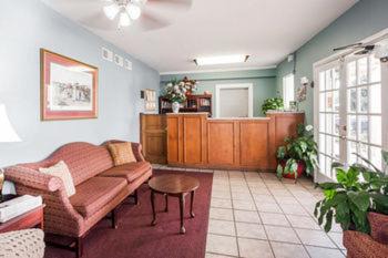Lawrenceburg Hotel | Villa Inn