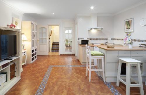 La Cala del Moral Apartment | Villa Jacaranda