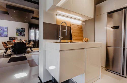 Island Hvar Villa | Villa Jasmina is created for artists and lovers of the arts.