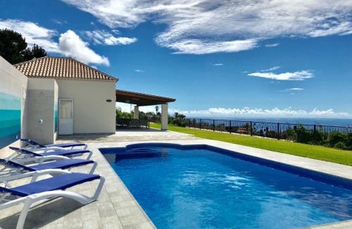Tajuya Villa | Villa Javier La Palma