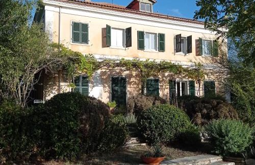 Corfu Town Bed & Breakfast | Villa Kefalomandouko