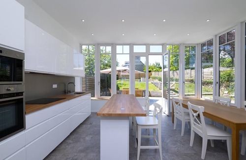 Pleherel-Plage-Vieux-Bourg Villa | VILLA KER JEAN, 8 PERSONS, SEA VIEW, 5 MINUTES WALK FROM THE BEACH, SWIMMING POOL