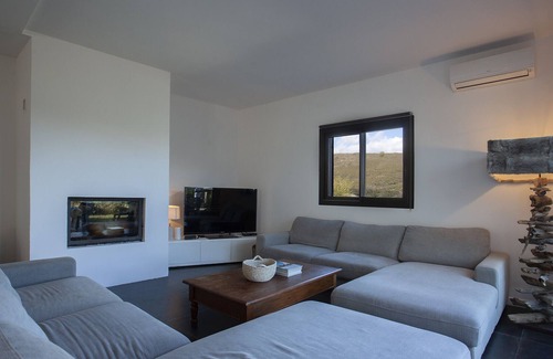 Sisco Villa | Villa Kim with swimming pool, fully air-conditioned, close to the beach of Sisco.