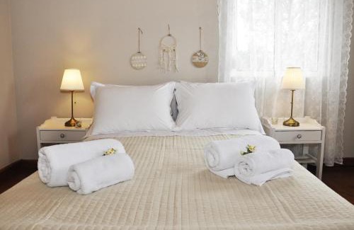 Lakkoi Villa | Villa Lakki Heated round pool Jacuzzi