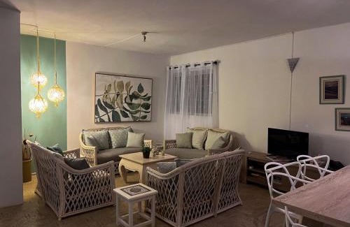 Pointe D'esny House | Villa Le Guètali