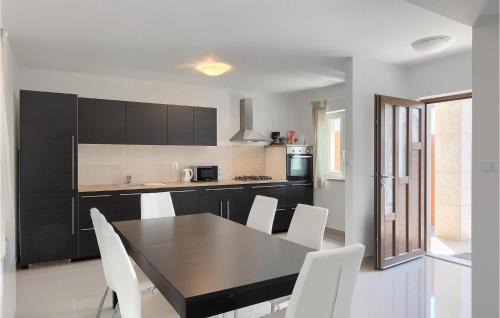 Kringa House | Villa Leni Kringa