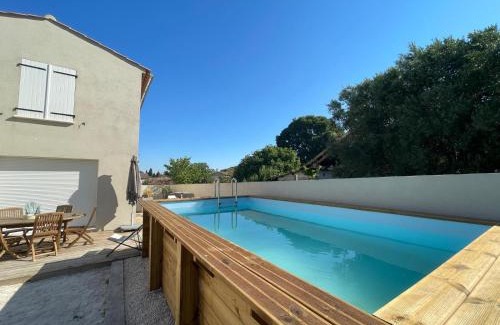 Saint-Etienne-du-Gres Villa | Villa Les Cigales en Provence