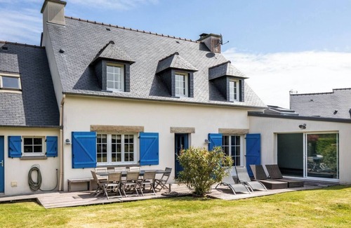 Saint-Cast-le-Guildo Villa | Villa Les Ebihens - private indoor pool 14 people