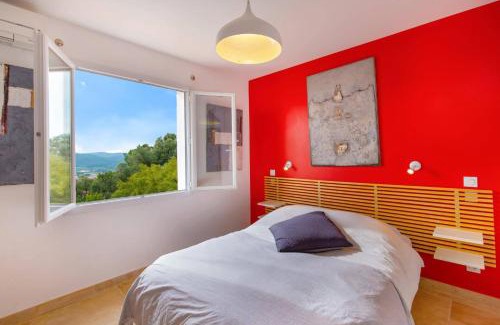 Bormes-Les-Mimosas Villa | Villa Les Lavandieres by Villa Plus