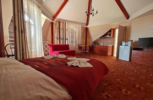 Heviz Apartment | Villa Lira
