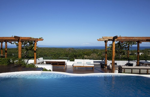 La Ceiba Villa | Villa Loma Bonita - Oceanfront Villa in Playa Bonita