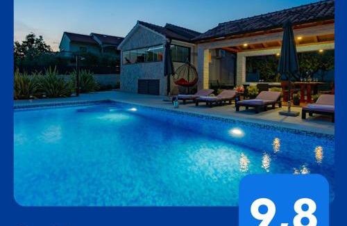 Sveti Filip i Jakov Villa | Villa Lorema-pet friendly on 5000 sqm garden,pool, jacuzzi, billiard&PS5