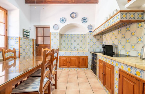 Palma de Mallorca Villa | Villa 'Los Abilios' with Private Pool, Wi-Fi and Air Conditioning