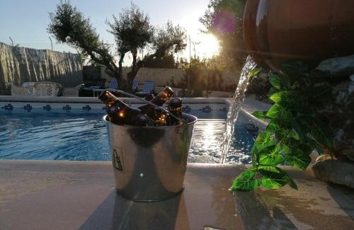 Alhaurin de la Torre House | VILLA LOS ARCOS