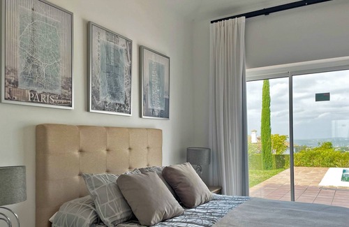 Arcos de la Frontera Villa | Villa Los Olivos - Ole Solutions